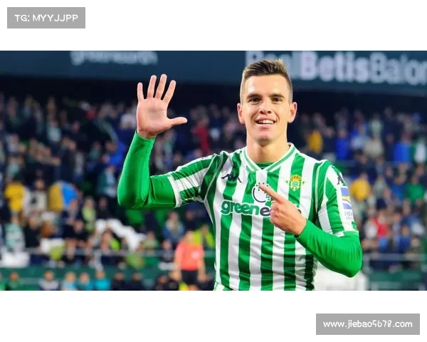 揭秘洛塞尔索：全面剖析其足球技术特点与战术作用