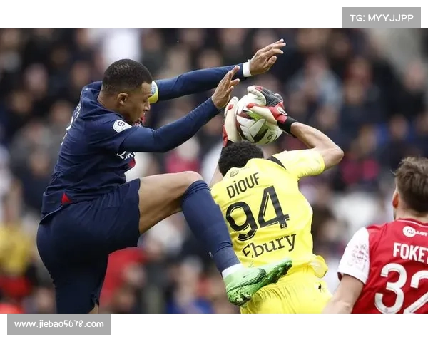 巴黎圣日耳曼与马赛对决 法甲经典瞬间回顾